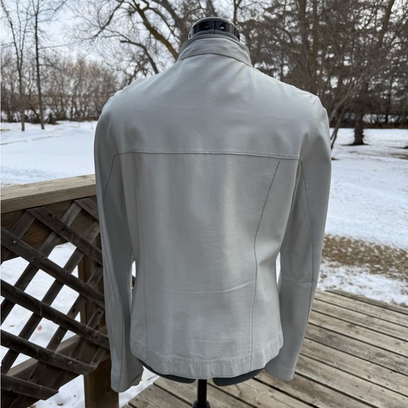Women's White Leather Jacket - Picture 7 of 16